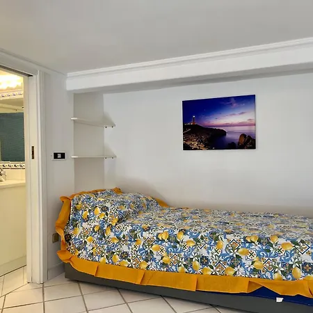 House Via Orlandi For 5 People 아나카프리